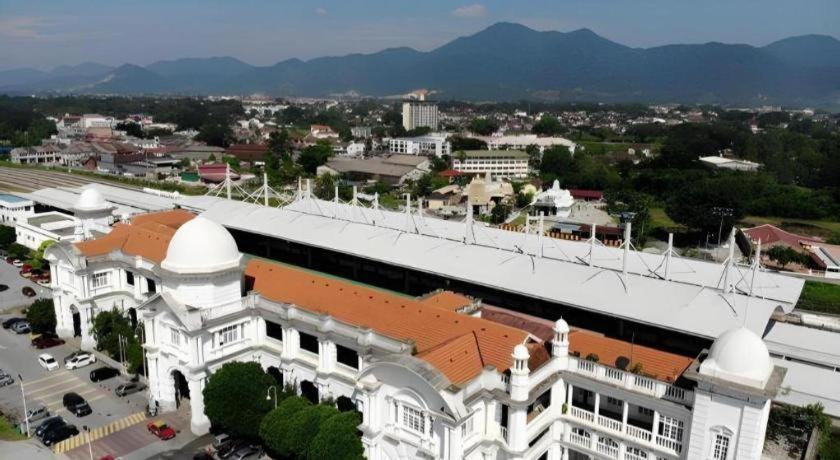 Palm Seremban Hotel Exterior photo